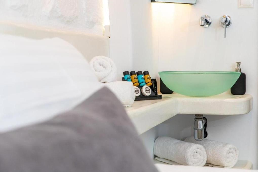 Blue Heart Luxury Suites Naxos City Eksteriør bilde